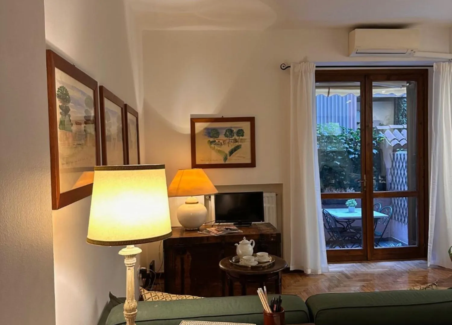 Naviglio Garden Apartment Milan Italy